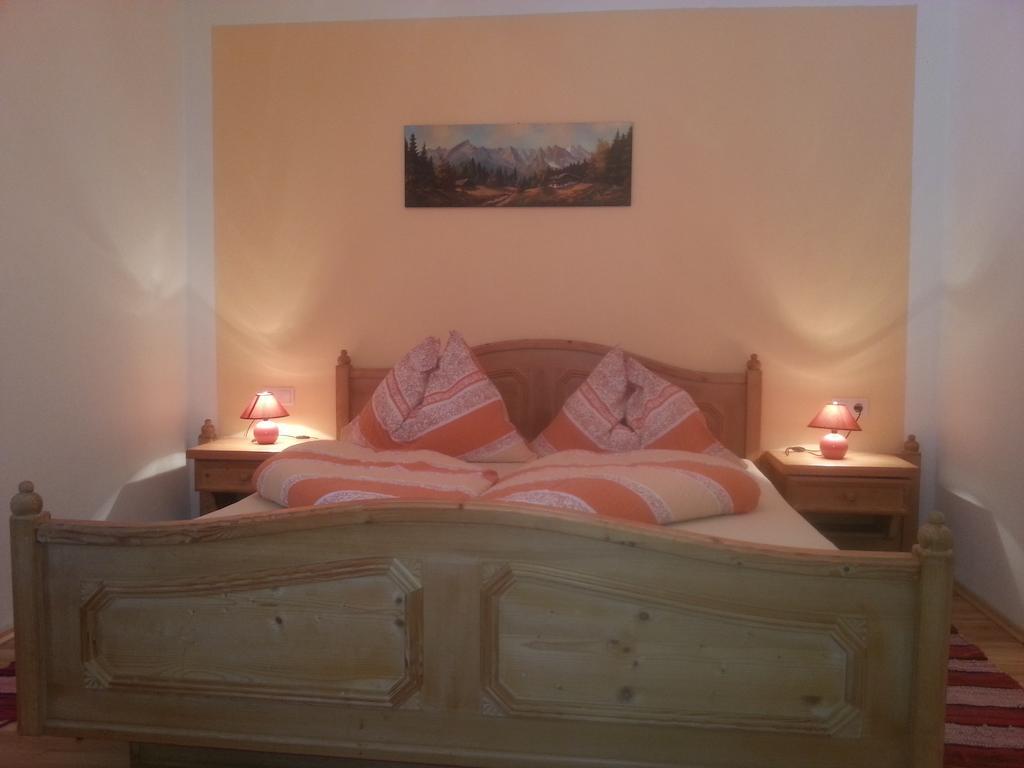 Ferienwohnung Familie Tost Trins Habitación foto